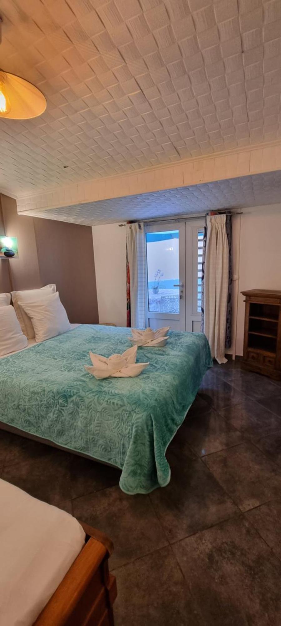 Le Palmier De La Paix Bed & Breakfast เลอ ตอมปง ภายนอก รูปภาพ