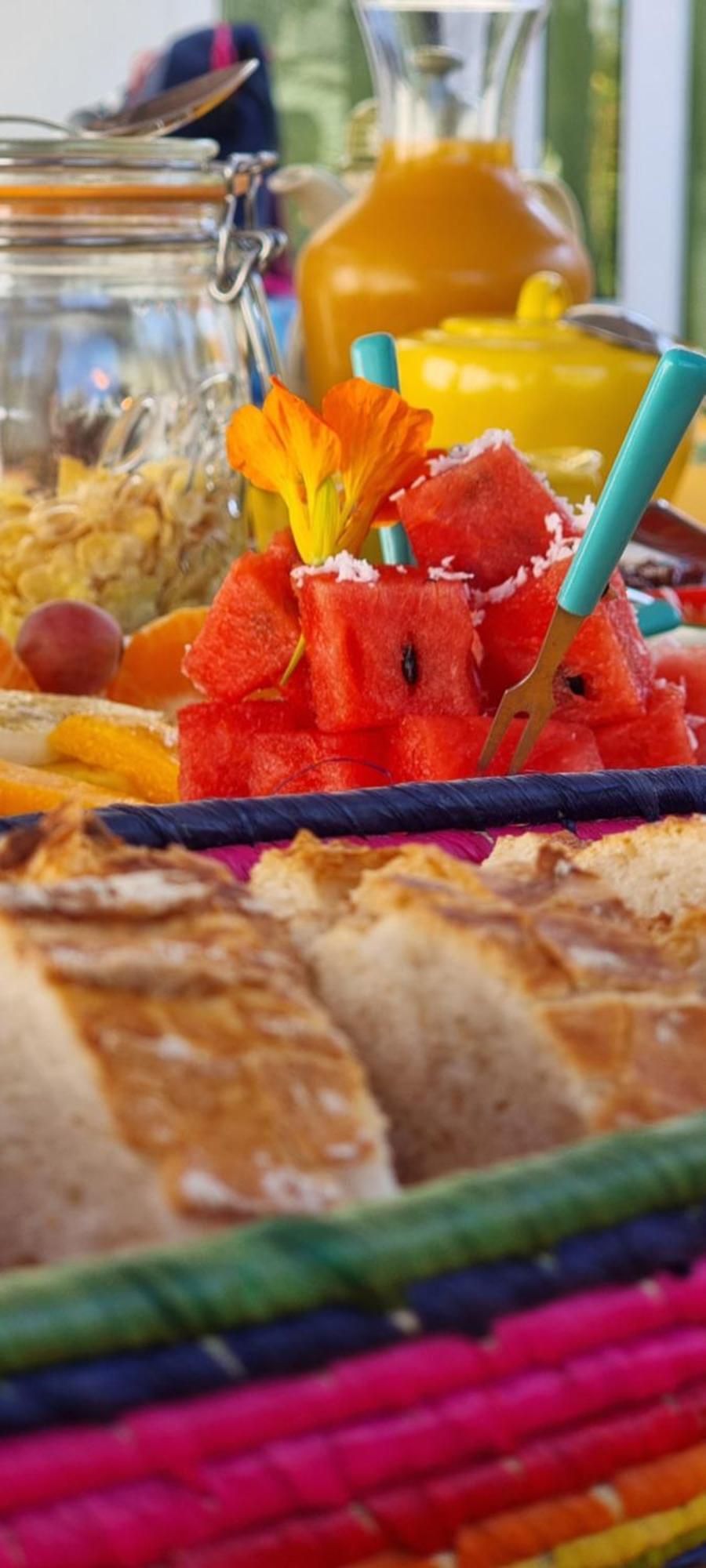 Le Palmier De La Paix Bed & Breakfast เลอ ตอมปง ภายนอก รูปภาพ